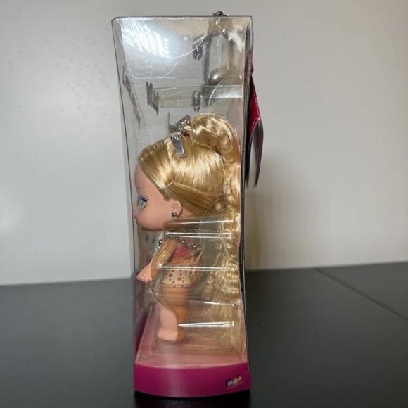 RARE Bratz Babyz Hair Flair Cloe 2006 1st Edition NIB - Picture 4 of 6